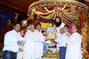 ਹਰਿਆਣਾ ਵਪਾਰ ਮੰਡਲ ਨੇ Dr. MSG ਨੂੰ ਕੀਤਾ ਸਨਮਾਨਿਤ