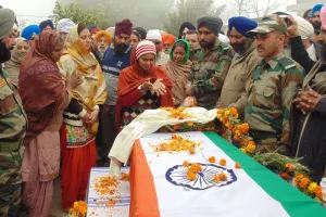 ਸ਼ਹੀਦ ਜਗਸੀਰ ਸਿੰਘ ਨੂੰ ਹਜ਼ਾਰਾਂ ਨਮ ਅੱਖਾਂ ਨਾਲ ਦਿੱਤੀ ਅੰਤਿਮ ਵਿਦਾਈ