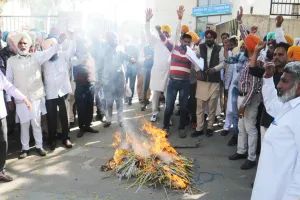 ਬੋਲਬਾਣੀ ਸਬੰਧੀ ਸਹਿਕਾਰੀ ਮੁਲਾਜ਼ਮਾਂ ਤੇ ਸਹਾਇਕ ਰਜਿਸਟਰਾਰ ‘ਚ ਖੜਕੀ