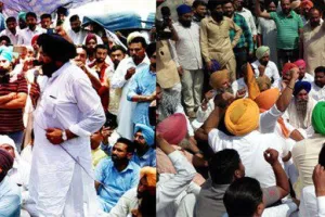 ਫਤਿਹਗੜ੍ਹ ਗਹਿਰੀ ਗੋਲੀਕਾਂਡ : ਸ਼੍ਰੋਮਣੀ ਅਕਾਲੀ ਦਲ ‘ਤੇ ਜਥੇਬੰਦੀਆਂ ਨੇ ਘੇਰਿਆ ਥਾਣਾ