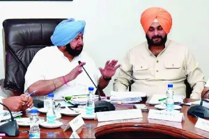 ਸਿੱਧੂ ਪਾਕਿ ‘ਚ ਹੀਰੋ, ਕੈਬਨਿਟ ‘ਚ ਜ਼ੀਰੋ
