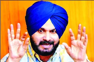 ਦਿੱਲੀ ਗਏ ਸਨ ਸ਼ਿਕਾਇਤ ਕਰਨ, ਖ਼ੁਦ ਸੁਣ ਕੇ ਆ ‘ਗੇ ਨਵਜੋਤ ਸਿੰਘ ਸਿੱਧੂ