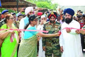 ਰੱਖਿਆ ਮੰਤਰੀ ਵੱਲੋਂ ਹੁਸੈਨੀ ਵਾਲਾ ਵਿਖੇ ਸਤਲੁਜ ਦਰਿਆ ‘ਤੇ ਨਵੇਂ ਬਣੇ ਪੁਲ ਦਾ ਉਦਘਾਟਨ