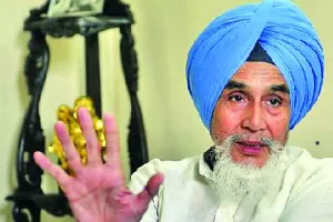 ਛੋਟੇਪੁਰ ਕੋਲ ਪੁੱਜੇ ‘ਆਪ’ ਲੀਡਰ, ਪਾਰਟੀ ‘ਚ ਵਾਪਸੀ ਦੀ ਕੀਤੀ ਅਪੀਲ