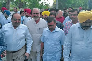 ਅਧਿਆਪਕਾਂ ਦੀਆਂ ਤਨਖਾਹਾਂ ਘਟਾਉਣਾ ਪੰਜਾਬ ਸਰਕਾਰ ਦਾ ਨਾਦਰਸ਼ਾਹੀ ਫ਼ੈਸਲਾ : ਅਰਵਿੰਦ ਕੇਜਰੀਵਾਲ