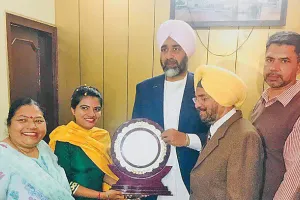 ਬਠਿੰਡਾ ਦੀ ਦਿਲਸ਼ਾਦ ਕੌਰ ਨੇ ਪੀਸੀਐੱਸ ਦੀ ਪ੍ਰੀਖਿਆ ਪਾਸ ਕਰਕੇ ਹਾਸਲ ਕੀਤਾ ਤੀਜਾ ਰੈਂਕ