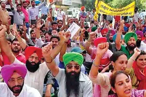 ਮੈਰਾਥਨ ਮੀਟਿੰਗਾਂ ਤੋਂ ਬਾਅਦ ਵੀ ਖ਼ਾਲੀ ਹੱਥ ਰਹੇ ਅਧਿਆਪਕ