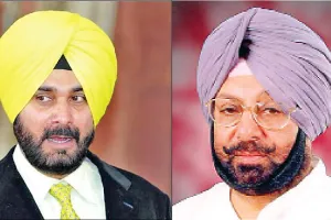 ‘ਉਮੀਦ ਅਨੁਸਾਰ ਤੈਅ ਸਮੇਂ ‘ਤੇ’ ਬਿਮਾਰ ਹੋਏ ਨਵਜੋਤ ਸਿੱਧੂ, ਮੈਡੀਕਲ ਰਿਪੋਰਟ ਵੀ ਲਈ ਬੈਠੇ ਹਨ ਨਾਲ