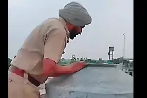 ਮਾਂ ਨੇ ਗੁਆਂਢੀ ਤੋਂ ਬਦਲਾ ਲੈਣ ਲਈ ਮਾਸੂਮ ਧੀ ਨੂੰ ਬਣਾਇਆ ਮੋਹਰਾ