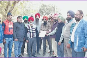 ਸਿੱਖਿਆ ਮੰਤਰੀ ਦੀ ਕੋਠੀ ਮੂਹਰੇ ਇਕੱਠੇ ਹੋਏ ਵੱਡੀ ਗਿਣਤੀ ਅਧਿਆਪਕ