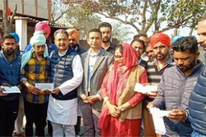 ਲੌਂਗੋਵਾਲ ਵੈਨ ਹਾਦਸੇ ਦੇ 4 ਮ੍ਰਿਤਕ ਬੱਚਿਆਂ ਦੇ ਵਾਰਸਾਂ ਨੂੰ ਦਿੱਤੇ ਸਹਾਇਤਾ ਚੈੱਕ