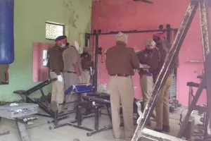 ਕਰਫ਼ਿਊ ਦੇ ਬਾਵਜ਼ੂਦ ਕਾਤਲਾਂ ਦੇ ਹੌਂਸਲੇ ਬੁਲੰਦ