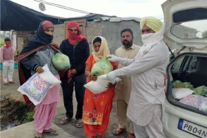 ਕਾਰੋਨਾ ਵਾਇਰਸ ਖਿਲਾਫ਼ ਜੰਗ : ਡੇਰਾ ਸ਼ਰਧਾਲੂ ਕਰ ਰਹੇ ਨੇ ਇਨਸਾਨੀਅਤ ਦੀ ਸੇਵਾ