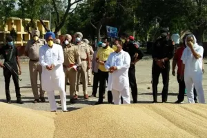 ਖੇਡ ਮੰਤਰੀ ਰਾਣਾ ਸੋਢੀ ਨੇ ਅਨਾਜ ਮੰਡੀ ਗੁਰੂਹਰਸਹਾਏ ਦਾ ਲਿਆ ਜਾਇਜ਼ਾ