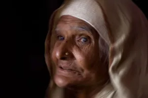 ਜੋੋ ਗੈਰਾਂ ਲਈ ਜਿਊਂਦਾ
