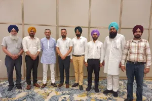 ਆਖ਼ਿਰ ਪਰਦੇ ’ਚੋਂ ਬਾਹਰ ਆਏ ਅਰਵਿੰਦ ਖੰਨਾ