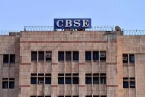 ਆਫ਼ਲਾਈਨ ਹੋਣਗੀਆਂ CBSE 10ਵੀਂ ਤੇ 12ਵੀਂ ਬੋਰਡ ਦੀਆਂ ਪ੍ਰੀਖਿਆਵਾਂ