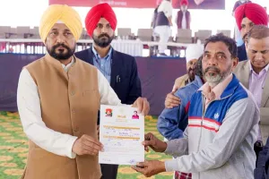 ਪੰਜਾਬ ਨੂੰ ਤਬਾਹ ਕਰਨ ਲਈ ਕੇਂਦਰ ਸਰਕਾਰ ਨਾਲ ਰਲੇ ਹੋਏ ਹਨ ਕੈਪਟਨ ਤੇ ਬਾਦਲ : ਮੁੱਖ ਮੰਤਰੀ ਚੰਨੀ