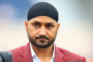 ਧੋਨੀ ਨੂੰ ਲੈ ਕੇ ਹਰਭਜਨ ਸਿੰਘ ਦਾ ਸਨਸਨੀਖੇਜ਼ ਖੁਲਾਸਾ, ਹਰਭਜਨ ਸਿੰਘ ਨੇ BCCI ਨੂੰ ਕਿਹਾ ‘ਸਰਕਾਰ’
