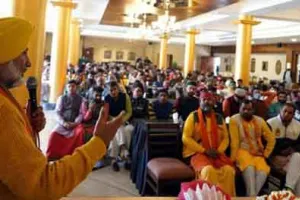 ਝੂਠ ਦਾ ਪੁਲੰਦਾ ‘ਆਪ ਦਾ ਸਿਹਤ ਮਾਡਲ’, ਕੋਰੋਨਾ ’ਚ ਦਿੱਲੀ ਵਾਲਿਆਂ ਦਾ ਅਸੀਂ ਕੀਤਾ ਪੰਜਾਬ ’ਚ ਇਲਾਜ