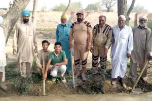 ਸੇਵਾਦਾਰਾਂ ਵੱਲੋਂ ਲਗਾਏ ਪੌਦੇ, ਰੁੱਖਾਂ ਦੇ ਰੂਪ ਵਿੱਚ ਦੇ ਰਹੇ ਫਲ ਅਤੇ ਛਾਂ