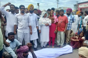 ਪਿੰਡ ਬਹਿਰ ਜੱਛ ’ਚ ਵਿਅਕਤੀ ਦਾ ਕਤਲ, ਲੋਕਾਂ ਨੇ ਲਾਇਆ ਧਰਨਾ