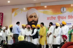 ਸ਼ਹੀਦ ਊਧਮ ਸਿੰਘ ਦੇ ਪਰਿਵਾਰਕ ਮੈਂਬਰਾਂ ਨੇ ਮੁੱਖ ਮੰਤਰੀ ਨੂੰ ਦਿੱਤਾ ਮੰਗ-ਪੱਤਰ