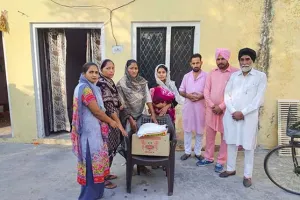 ਡੇਰਾ ਸ਼ਰਧਾਲੂ ਨੇ ਲੋੜਵੰਦ ਨੂੰ ਰਾਸ਼ਨ ਦੇ ਕੇ ਕੀਤੀ ਮੱਦਦ