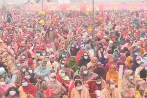 ਕੜਾਕੇ ਦੀ ਠੰਢ ਦੇ ਬਾਵਜ਼ੂਦ ਧਰਮ ਨਗਰੀ ਕੁਰੂਕਸ਼ੇਤਰ ’ਚ ਉਮੜੀ ਸਾਧ-ਸੰਗਤ
