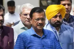 ਕੇਜਰੀਵਾਲ CBI ਦਫ਼ਤਰ ਪਹੁੰਚੇ, ਧਰਨੇ ’ਤੇ ਬੈਠੇ ਪੰਜਾਬ ਦੇ CM ਭਗਵੰਤ ਮਾਨ