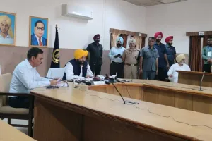 ਮਾਨਸਾ ਕੈਬਨਿਟ ਮੀਟਿੰਗ ‘ਚ ਸਰਕਾਰ ਨੇ ਲਏ ਅਹਿਮ ਫ਼ੈਸਲੇ, 19-20 ਜੂਨ ਨੂੰ ਹੋਵੇਗਾ ਵਿਧਾਨ ਸਭਾ ਦਾ ਸਪੈਸ਼ਲ ਸੈਸ਼ਨ | Video