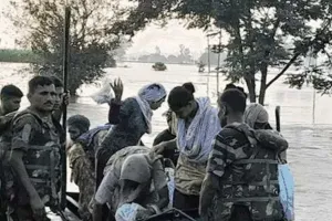 ਪੰਜਾਬ ਦੇ ਅੱਠ ਜਿਲ੍ਹਿਆਂ ਦਾ ਹੜ੍ਹ ਨੇ ਕੀਤੇ ਬੁਰਾ ਹਾਲ, ਮੁੱਖ ਮੰਤਰੀ ਨੇ ਲਿਆ ਜਾਇਜਾ