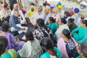 ਪੀਜੀਆਈ ਘਾਬਦਾਂ ਤੋਂ ਬਰਖਾਸਤ ਨਰਸਾਂ ਦੇ ਮੋਰਚੇ ’ਚ ਪੁੱਜੇ ਭਾਜਪਾ ਆਗੂ ਅਰਵਿੰਦ ਖੰਨਾ