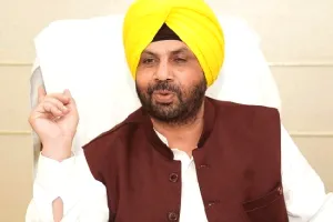 ਵਿਧਾਇਕ ਫਾਜ਼ਿਲਕਾ ਨੇ ਬਿਜਲੀ ਤੇ ਪੰਜਾਬ ਲੋਕ ਨਿਰਮਾਣ ਵਿਭਾਗ ਮੰਤਰੀ ਹਰਭਜਨ ਸਿੰਘ ਈਟੀਓ ਨਾਲ ਕੀਤੀ ਮੁਲਾਕਾਤ