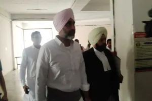 ਪਲਾਟ ਖਰੀਦ ਘਪਲਾ : ਵਿਜੀਲੈਂਸ ਅੱਗੇ ਪੇਸ਼ ਹੋਏ ਮਨਪ੍ਰੀਤ ਸਿੰਘ ਬਾਦਲ
