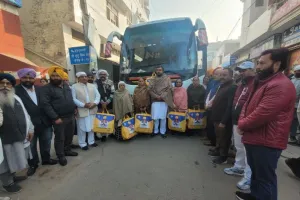 ਵਿਧਾਇਕ ਜਗਦੀਪ ਕੰਬੋਜ ਗੋੋਲਡੀ ਵੱਲੋਂ ਮੁੱਖ ਮੰਤਰੀ ਤੀਰਥ ਯਾਤਰਾ ਸਕੀਮ ਤਹਿਤ ਜਲਾਲਾਬਾਦ ਤੋਂ ਬੱਸ ਰਵਾਨਾ