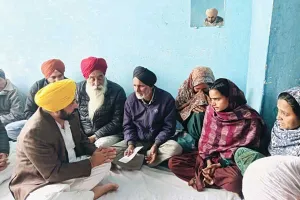 ਮੁੱਖ ਮੰਤਰੀ ਨੇ ਸ਼ਹੀਦ ਅਗਨੀਵੀਰ ਅਜੇ ਕੁਮਾਰ ਦੇ ਪਰਿਵਾਰ ਨੂੰ ਦਿੱਤਾ ਇੱਕ ਕਰੋੜ ਰੁਪਏ ਦਾ ਚੈੱਕ 