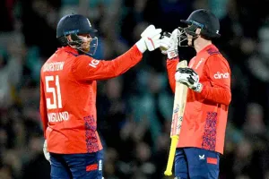 England vs Pakistan: ਟੀ20 ਵਿਸ਼ਵ ਕੱਪ ਤੋਂ ਪਹਿਲਾਂ ਇੰਗਲੈਂਡ ਨੇ ਪਾਕਿਸਤਾਨ ਨੂੰ ਹਰਾ ਲੜੀ ਜਿੱਤੀ