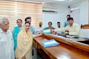 BJP ਉਮੀਦਵਾਰ ਪਰਨੀਤ ਕੌਰ ਵੱਲੋਂ ਨਾਮਜਾਦਗੀ ਪੱਤਰ ਦਾਖਲ