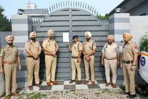 ਕਮਿਸ਼ਨਰ ਪੁਲਿਸ ਨੇ ਇੱਕ ਡਰੱਗ ਸਮੱਗਲਰ ਦੀ ਸਾਢੇ 8 ਕਰੋੜ ਦੀ ਪ੍ਰਾਪਰਟੀ ਕੀਤੀ ਅਟੈਚ