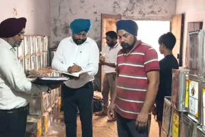 ਸਿਹਤ ਵਿਭਾਗ ਵੱਲੋਂ ਆਈਸ ਫੈਕਟਰੀ ’ਚ ਚਾਣਚੱਕ ਛਾਪੇਮਾਰੀ