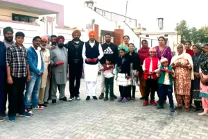 Amloh News: ਸਰਪੰਚੀ ਦਾ ਮਾਣ ਮਿਲਣਾ ਸਿਰਫ ਮੇਰੀ ਜਿੱਤ ਨਹੀਂ, ਸਗੋਂ ਪੂਰੇ ਪਿੰਡ ਦੀ ਜਿੱਤ : ਸਰਪੰਚ ਲਖਵਿੰਦਰ ਸਿੰਘ ਦੀਵਾ