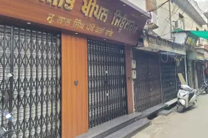 Punjab Bandh News: ਬਰਨਾਲਾ ਦੇ ਬਜ਼ਾਰ ਸੁੰਨੇ, ਐਮਰਜੈਂਸੀ ਸੇਵਾਵਾਂ ਦਾ ਰੱਖਿਆ ਜਾ ਰਿਹੈ ਖਾਸ ਧਿਆਨ