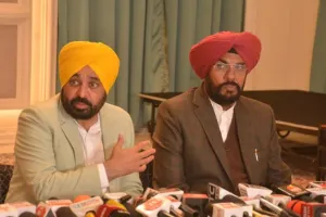 Amritsar News: ਮੁੱਖ ਮੰਤਰੀ ਵੱਲੋਂ ਅਮਰੀਕਾ ਤੋਂ ਡਿਪੋਰਟ ਹੋਏ ਭਾਰਤੀਆਂ ਨੂੰ ਲਿਆ ਰਹੇ ਜਹਾਜ਼ ਨੂੰ ਮੁੜ ਅੰਮ੍ਰਿਤਸਰ ਵਿਖੇ ਉਤਾਰਨ ਬਾਰੇ ਕੇਂਦਰ ਦੇ ਫੈਸਲੇ ’ਤੇ ਚੁੱਕੇ ਸਵਾਲ