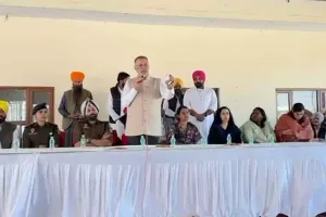 War on Drugs: ‘ਯੁੱਧ ਨਸ਼ਿਆਂ ਵਿਰੁੱਧ’ ਮੁਹਿੰਮ ਨੂੰ ਲੈਕੇ ਪਿੰਡਾਂ ‘ਚ ਪੁੱਜੇ ਸਿਹਤ ਮੰਤਰੀ ਡਾ. ਬਲਬੀਰ ਸਿੰਘ