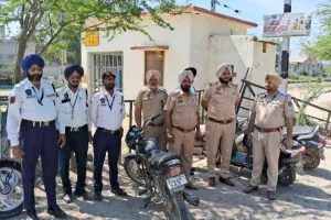 Punjab Traffic Rules: ਟਰੈਫਿਕ ਪੁਲਿਸ ਨੇ ਆਵਾਜਾਈ ਨਿਯਮਾਂ ਦੀ ਉਲੰਘਣਾ ਕਰਨ ’ਤੇ ਕੱਟੇ ਚਲਾਨ