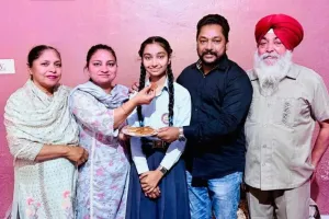 Punjab 8th Result: ਯੰਗ ਫਾਰਮਰਜ਼ ਪਬਲਿਕ ਹਾਈ ਸਕੂਲ ਭਾਦਸੋਂ ਦੀ ਵਿਦਿਆਰਥਣ ਗੁਰੀਤ ਕੌਰ ਨੇ ਗੱਡੇ ਝੰਡੇ