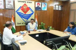 Dehradun News: ਸੀਨੀਅਰ ਆਈਏਐਸ ਅਫ਼ਸਰ ਨੂੰ ਪਹਿਲੀ ਨਿਯੁਕਤੀ ਦੇ ਕਾਰਜ ਖੇਤਰ ਨੂੰ ਲੈਣਾ ਪਵੇਗਾ ਗੋਦ, ਮੁੱਖ ਸਕੱਤਰ ਨੇ ਜਾਰੀ ਕੀਤੇ ਹੁਕਮ