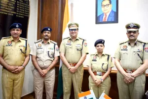 Police Officer Promotion Event: ਨਵੇਂ ਪਦਉੱਨਤ ਹੋਏ ਡੀ.ਐਸ.ਪੀ ਰੈਂਕ ਦੇ ਪੁਲਿਸ ਅਧਿਕਾਰੀਆਂ ਦੀ ਪਿੱਪਿੰਗ ਦੀ ਰਸਮ ਕੀਤੀ ਅਦਾ