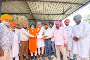 Amloh News: ਮੈਂਬਰ ਪਾਰਲੀਮੈਂਟ ਡਾ. ਅਮਰ ਸਿੰਘ ਵੱਲੋਂ ਪਿੰਡ ਪਹੇੜੀ ਨੂੰ ਸੀਵਰੇਜ ਲਈ ਰਾਸ਼ੀ ਕੀਤੀ ਜਾਰੀ